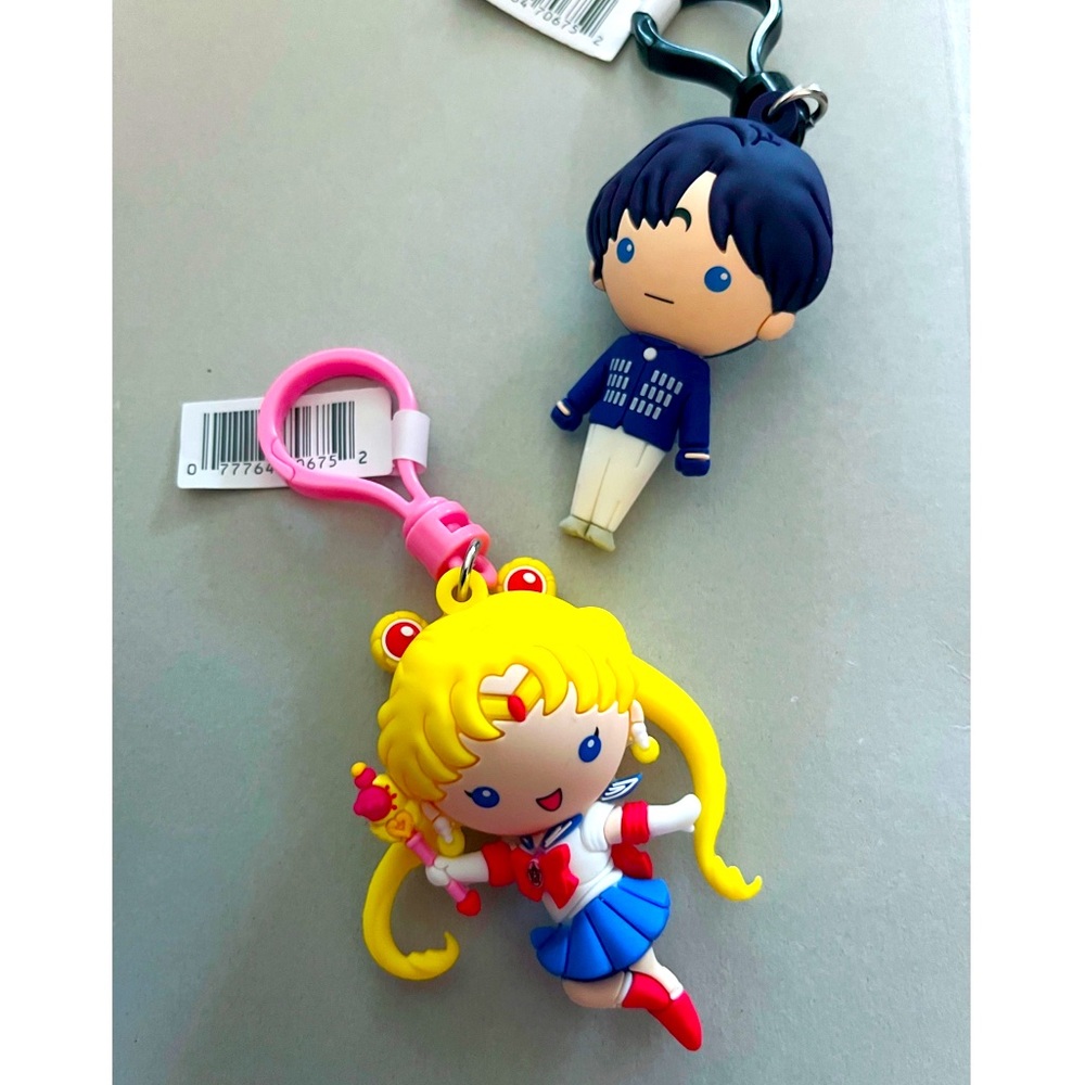 2 Sailor Moon figural bag clips series 6